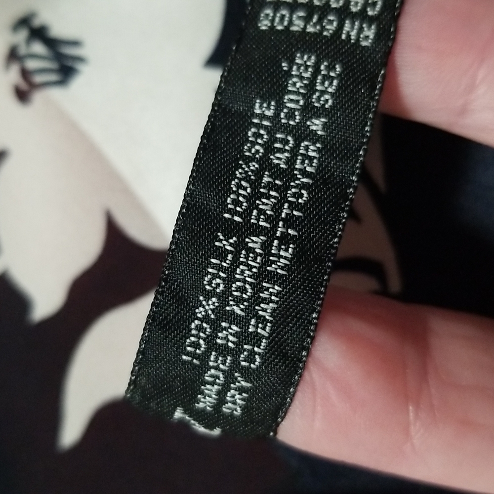 ALLEN TRACY 100% SILK SCARF - Picture 7 of 14